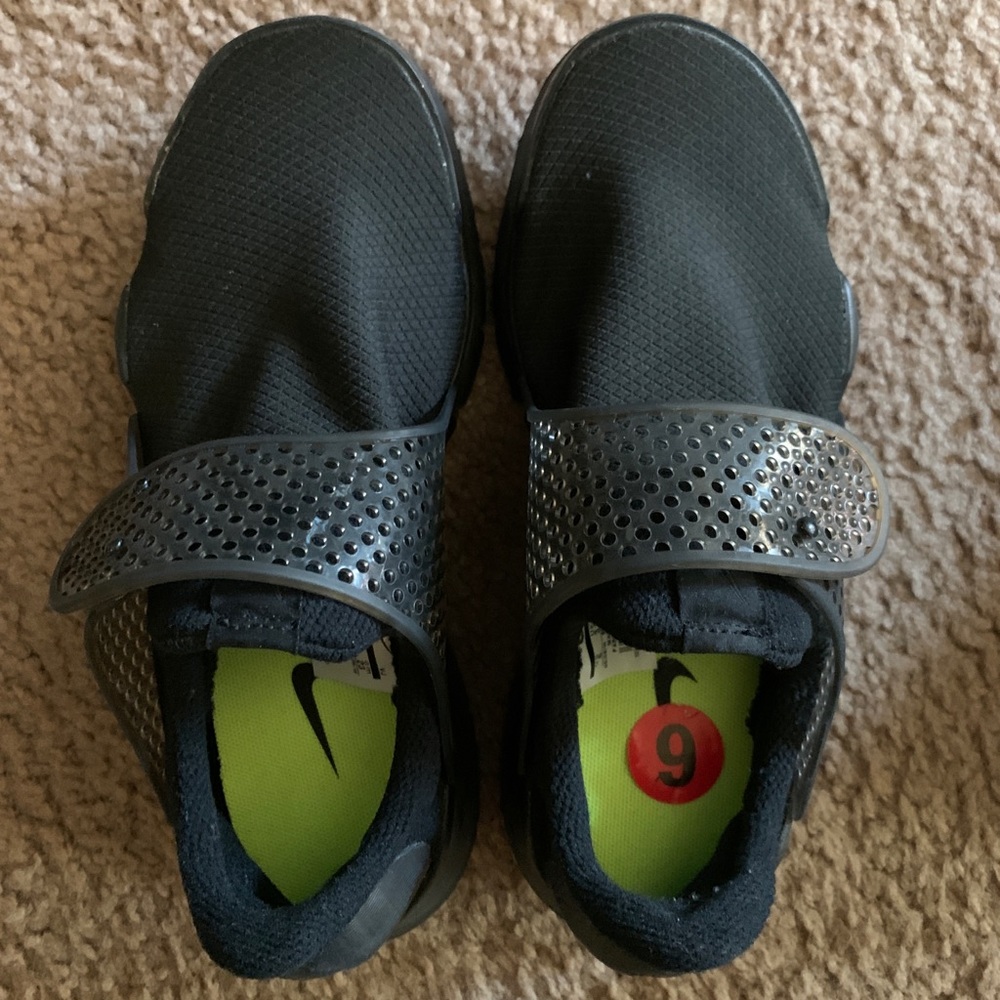 NWT Nike